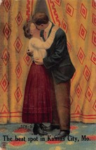 Best Spot In Kansas City MISSOURI-COUPLE KISSING~1912 Romance Postcard - £7.95 GBP