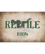 Reptile Room Vintage Style Metal Sign - 8 In X 12 In With Holes - €11,20 EUR+