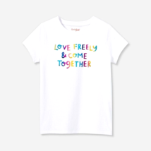 Girl&#39;s Short Sleeve Graphic Print &quot;LOVE FREELY&quot; T-Shirt (Size 2T) WHITE ... - $74.37 MXN