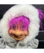 Vintage Troll Doll With Pink Hair &amp; Gray Outfit Trolls Around The World Tag - $9.90