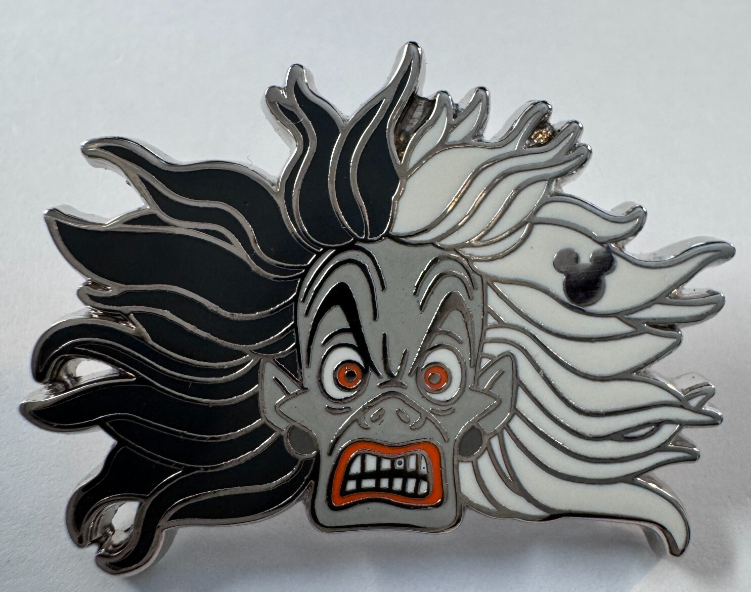 Disney 2019 Hidden Mickey Villains Faces Cruella Wild Hair #133635 Pin - $13.85