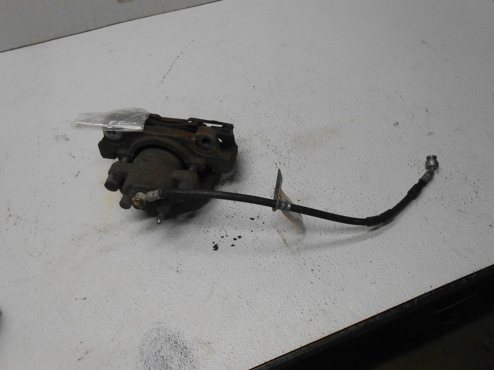 2013 2014 2015 2016 Ford Fusion Front Left Driver Caliper - $34.99