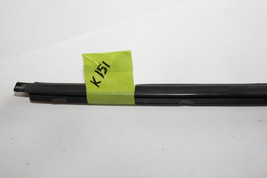 2012-2014 HYUNDAI VELOSTER FRONT RIGHT DOOR WINDOW BELT WEATHERSTRIP K151 image 2