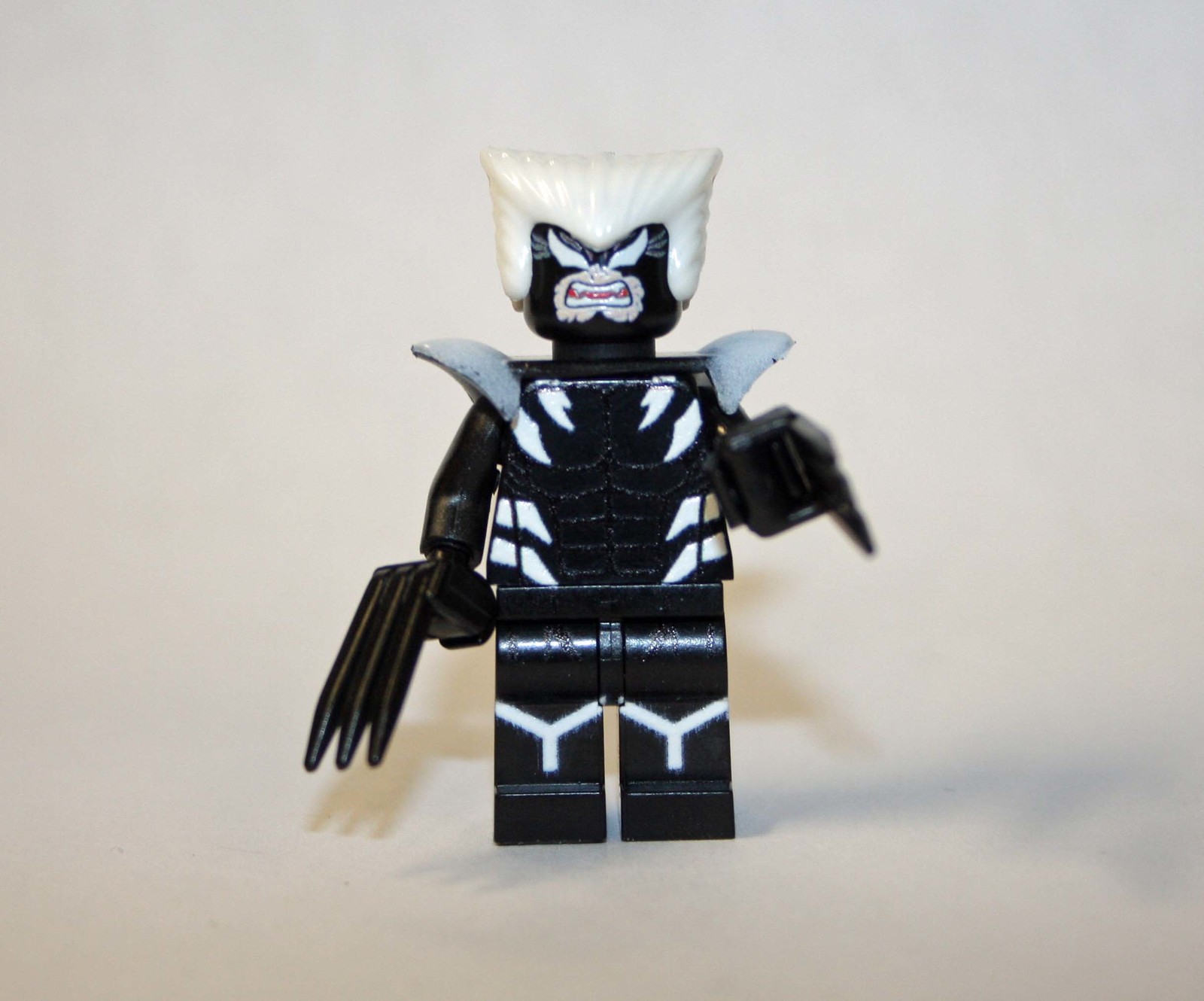 Minifigure Venom Wolverine Symbiote X Men Comic Toys US - $8.49