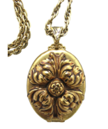 Vtg Locket 2&quot; Pendant Hinged Repousse Flower Gold Tone Contemporary Chai... - $81.82 CAD
