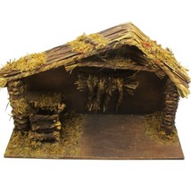 Vtg Rustic Wooden Creche With Straw &amp; Moss Details Handmade Taiwan 1980s... - $15.84