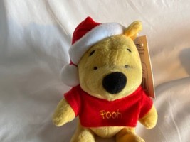 Kohl&#39;s Holiday Winnie the Pooh Christmas Stuffed Plush Santa Hat 7&quot; Disney - £7.46 GBP