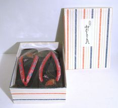 Japanese Geisha Geta Sandals 9&quot; Size 6 Never Worn with Box - £19.50 GBP