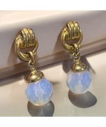 vintage facted oplite gold tone dangle earrings  - €27,94 EUR