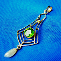 Elegant Peridot and Pearl Antique Deco Geometric Pendant Victorian Necklaces 10k - €1.391,98 EUR