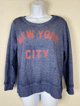 Zoe &amp; Liv Womens Size M Blue New York City Graphic Sweatshirt Long Sleeve - £7.56 GBP