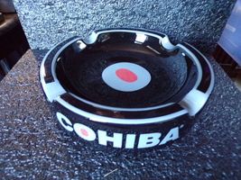Ceramic Cigar Ashtray Measures 7.25" Diameter without box image 3