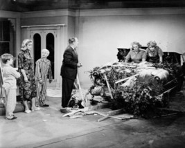 The Lucy Show Vivien Vance Lucille Ball Gale Gordon car in house 8x10 photo - $9.75