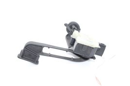 06-09 MERCEDES-BENZ CLK350 COUPE Fuel Door Actuator F3294 image 5