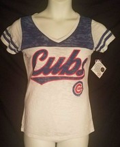 Touch by Alyssa Milano Chicago Cubs G-111 V-Neck T-Shirt - Large - £29.85 GBP