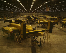 B-25 Mitchell bombers on North American Aviation assembly line 1942 Photo Print - £7.05 GBP