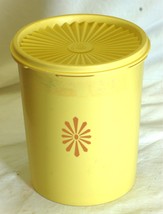 Tupperware Yellow Servalier Canister 809-5 USA - $14.84
