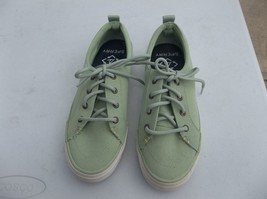 NEW SPERRY GREEN CANVAS SNEAKERS 6.5 - $29.99