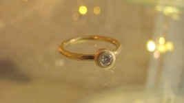 Engagement ring. 14k Yellow gold engagement ring, with 0.16ct&#39; diamond. Beautifu - £768.08 GBP