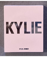 Kylie Jenner Pressed Illuminating Powder compact Quartz shade 0.34 oz - $8.00