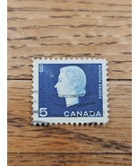 Canada Stamp Queen Elizabeth II 5c Used Blue Cameo Wheat - $1.49