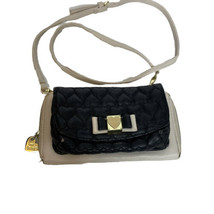 BETSEY JOHNSON CROSSBODY PURSE WALLET SMALL BEIGE HEARTS QUILTED TRENDY - £9.31 GBP