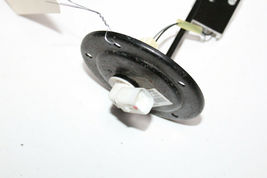 2009 HYUNDAI GENESIS SEDAN FUEL SENDER UNIT J5672 image 2