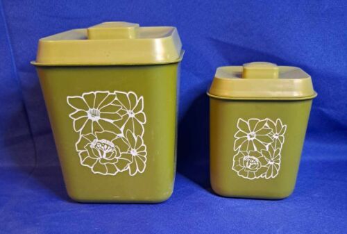 Primary image for 70s Vtg Avocado Green White Flowers Plastic Nesting Canister Set Of 2 With Lids