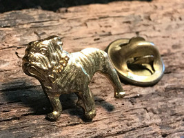 Vtg Mack Truck Dog Pin Bull Dog Gold Tone Small Pin - £23.88 GBP