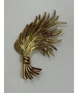 Carolee Designer Signed Gold Tone Metal Brooch Pin VTG Floral Leaf - £31.10 GBP