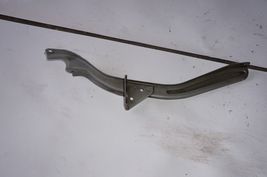 2000-2005 TOYOTA CELICA GT GTS ENGINE RADIATOR COOLANT RESERVOIR BRACKET GT-S image 3