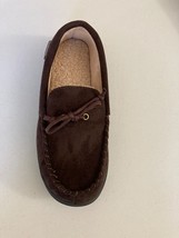 Isotoner Men&#39;s 1 Right Foot Microsuede Nigel Moccasin Slipper Brown-8.5-9.5 - $14.99