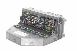 12-16 MERCEDES-BENZ E350 SEDAN Front SAM Module Relay Fuse Box F3690 image 7