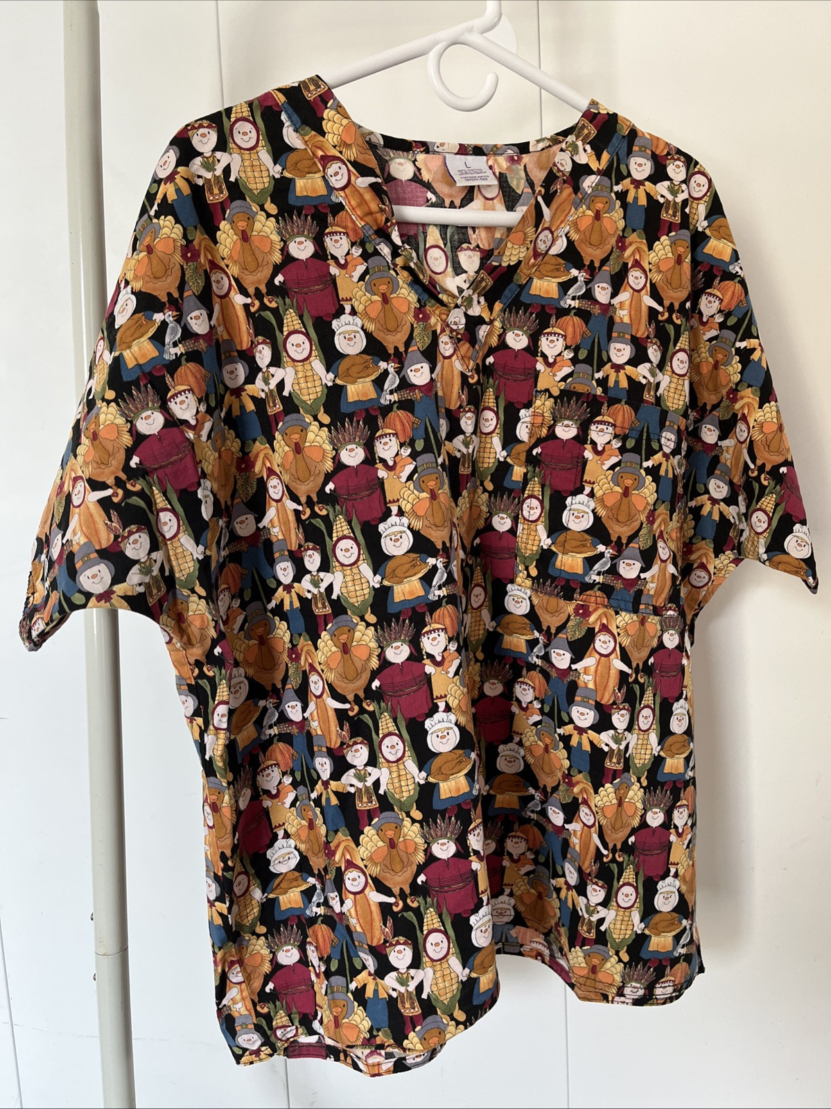 Womens Medical Nursing Scrub Top Scarecrow Pilgrim Size L Pocket Made in... - $8.99