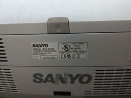 Sanyo PLC-XF45 PRO xtraX Multiverse Large Venue Projector AS IS Parts / Repair image 4