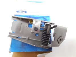 New Oem Ford Taurus Sable Door Latch Left E9DZ5421819A Ships Today - £14.80 GBP
