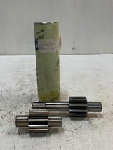 Commercial Shearing 3040-01-102-7577 Shaft &amp; Gear Assembly DLA700-81-M-J548 - £89.48 GBP