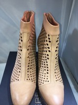 Rebecca Minkoff Bedford Women&#39;s Perforated Ankle Boots Tan M870456  Size 7.5 - £104.71 GBP