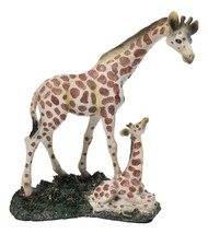 Safari Savannah Masai Giraffe Mother Standing by Sitting Calf Figurine 6... - $423.09 MXN