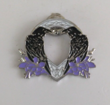 New Beautiful Black Ravens With Purple Flowers Enamel Lapel Hat Pin - £5.41 GBP