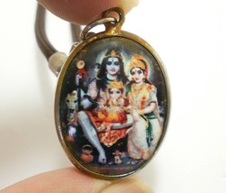 Lord Shiva Maa Uma Parvati and Ganesha Ganesh Family pendant God Goddess success - £24.85 GBP