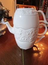 Rare Royal Albert Nesting Teapot And Cups, &quot;English Buffet&quot; Pattern [*B] - £105.17 GBP