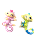 WowWee Set of 2 Fingerlings Baby Monkey Finger Toys Pink &amp; Green - $145.53 MXN