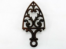 Antique Cast Iron Trivet Heart Cast in Design, 8.5 &quot; Farm House Decor Ca... - £7.79 GBP