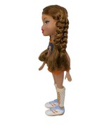 MGA Bratz Sportz Yasmin Slammin&#39; Soccer Sports Fashion Doll with Bag - $365.15 MXN