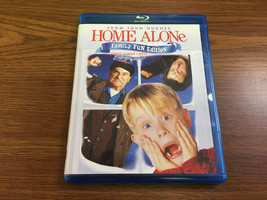 Home Alone (Blu-ray Disc, Family Fun Edition Sensormatic) Macaulay Culkin - £7.27 GBP