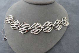 Vintage Coro Bracelet Filigree Silver Tone Textured Metal Wide Link 6.75&quot; Long - £7.94 GBP
