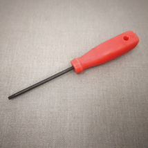 Unbranded Torx Star Bit Screwdriver T15 Size Red Plastic Handle 7in Length - £6.29 GBP