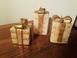Vintge Three Piece Golden Glitter Giftbox Candle Set - £8.47 GBP