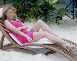 Kylie Minogue wears short pink dress relaxes back on beach lounger 8x10 photo - £7.59 GBP